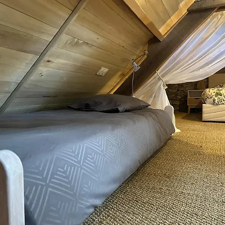 Dom wakacyjny La Cazelle, Charme Sport Et Detente