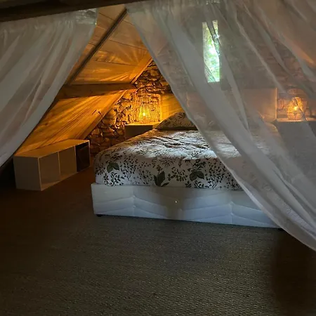 La Cazelle, Charme Sport Et Detente *