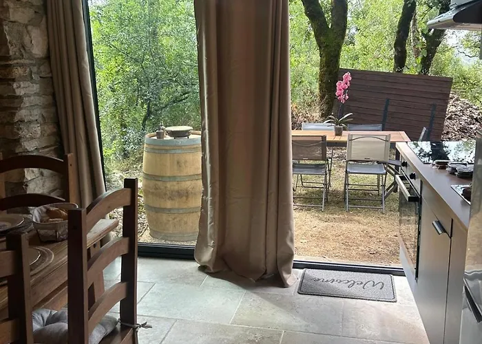 La Cazelle, Charme Sport Et Detente בית נופש