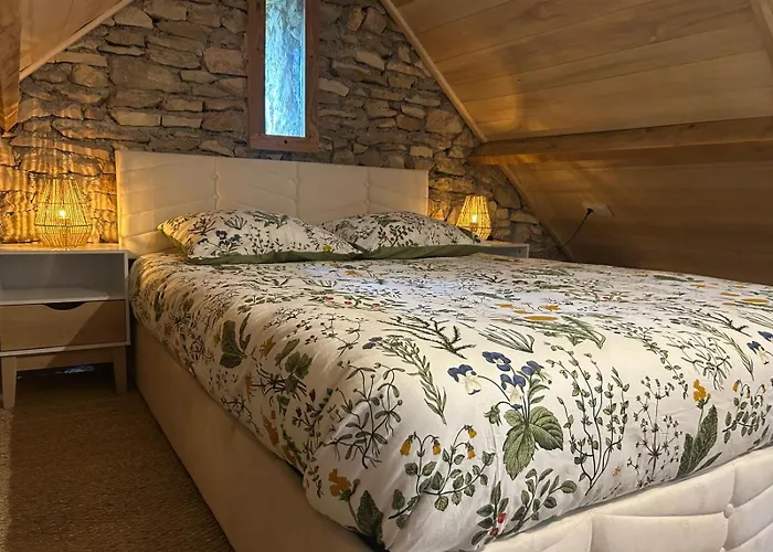 La Cazelle, Charme Sport Et Detente Дом отдыха Saint-Chels