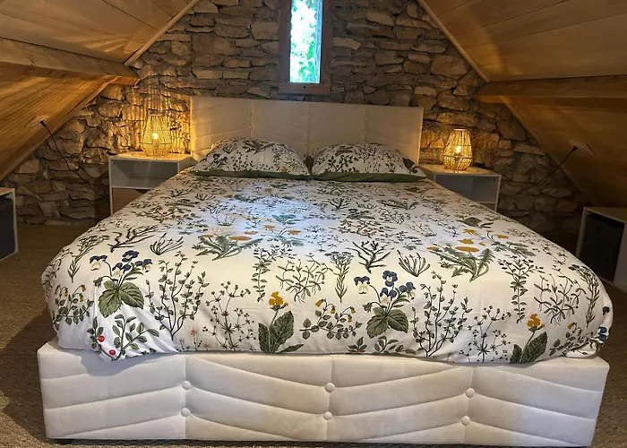 בית נופש La Cazelle, Charme Sport Et Detente Saint-Chels