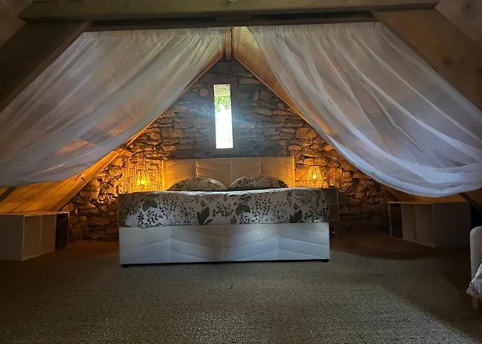 La Cazelle, Charme Sport Et Detente * Saint-Chels