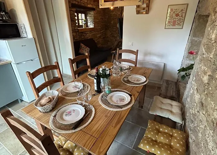 בית נופש La Cazelle, Charme Sport Et Detente